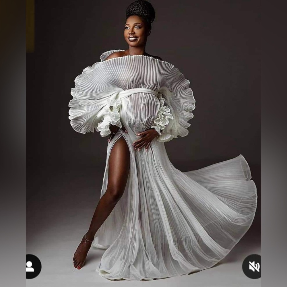 Maternity tulle dress. Never worn